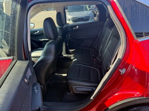 Used 2020 Ford Escape Titanium AWD/4WD image 10