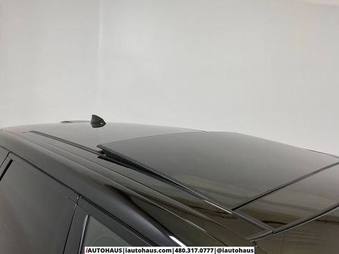 Used 2017 Land Rover Range Rover Sport HSE image 38