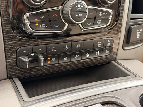 Used 2018 RAM 1500 Limited AWD/4WD image 59
