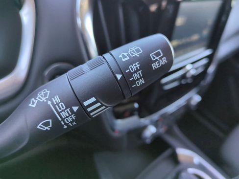 Used 2018 Chevrolet Traverse LS image 27