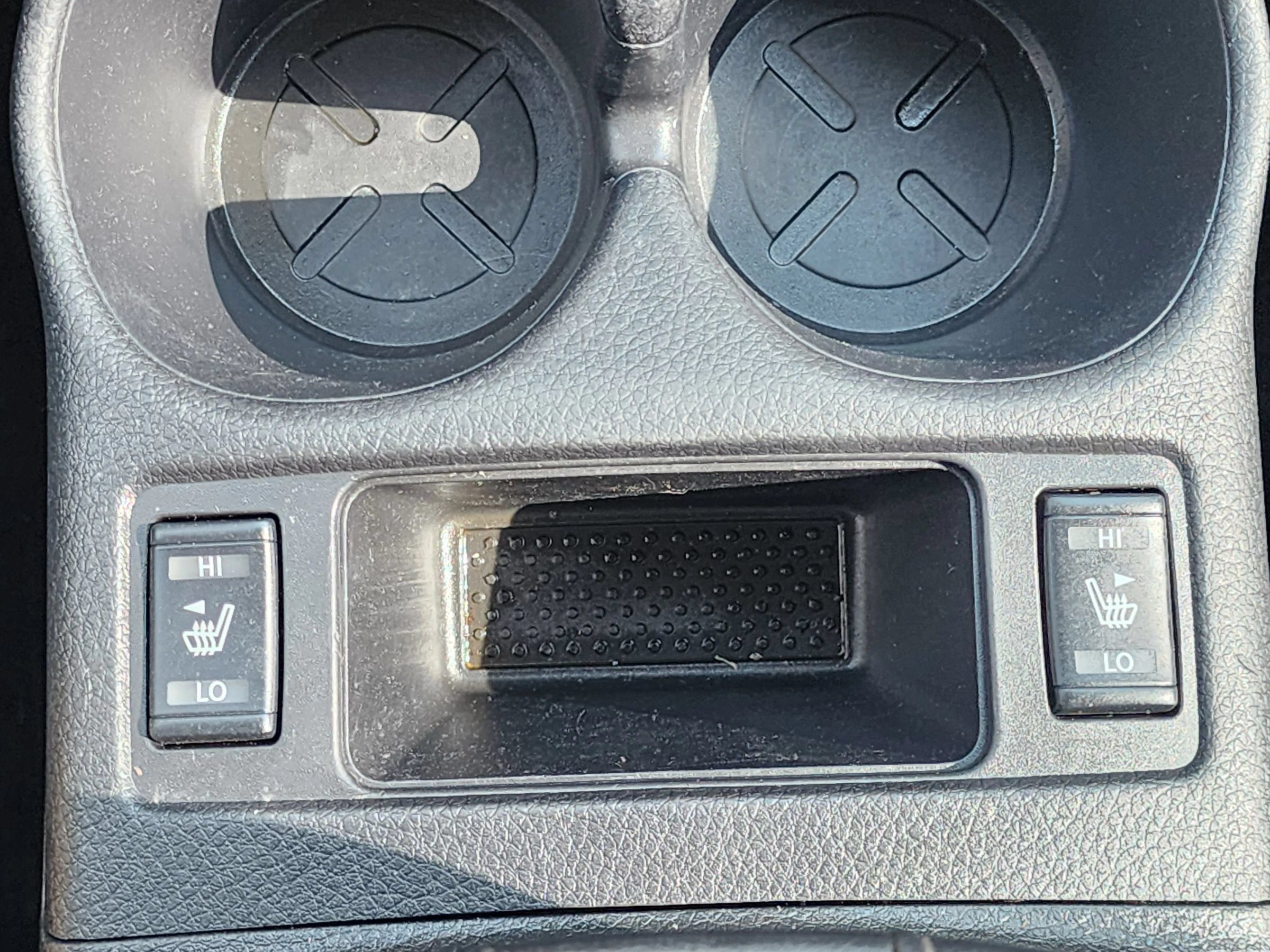 Used 2020 Nissan Rogue SV AWD/4WD image 15