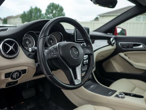 Used 2014 Mercedes-Benz CLA 250 image 25