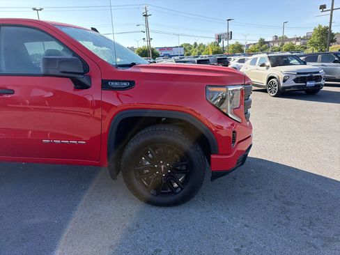 Used 2026 GMC Sierra 1500 Pro w/ Graphite Edition AWD/4WD image 4