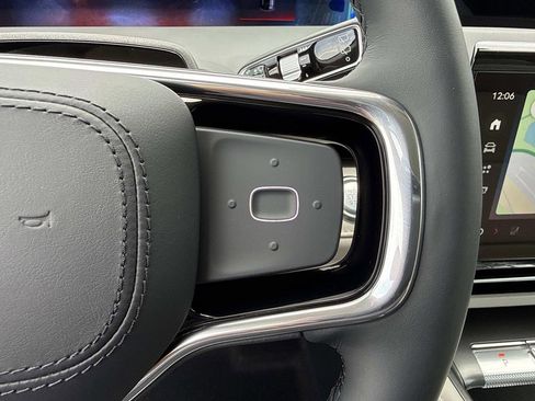 New 2026 Lincoln Nautilus Premier AWD/4WD image 30