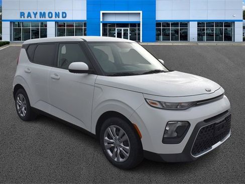 Certified 2021 Kia Soul LX image 1