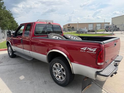 Used 2002 Ford F250 XLT AWD/4WD image 3