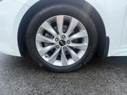 Used 2016 Kia Optima EX w/ Premium Package FWD image 33