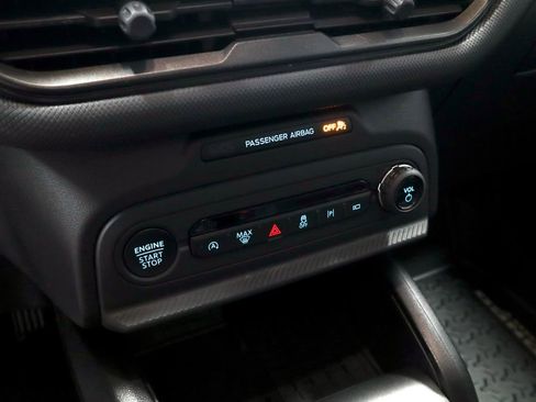 Certified 2025 Ford Bronco Sport Outer Banks w/ Outer Banks Tech Package+ AWD/4WD image 34
