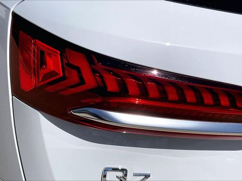 Used 2023 Audi Q7 Premium Plus w/ Premium Plus Package image 29