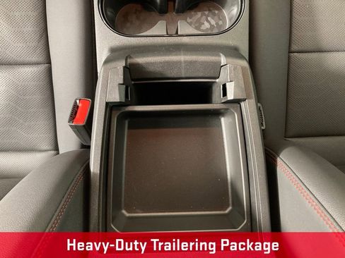 Used 2024 Chevrolet Colorado Z71 w/ Z71 Convenience Package 2 image 12