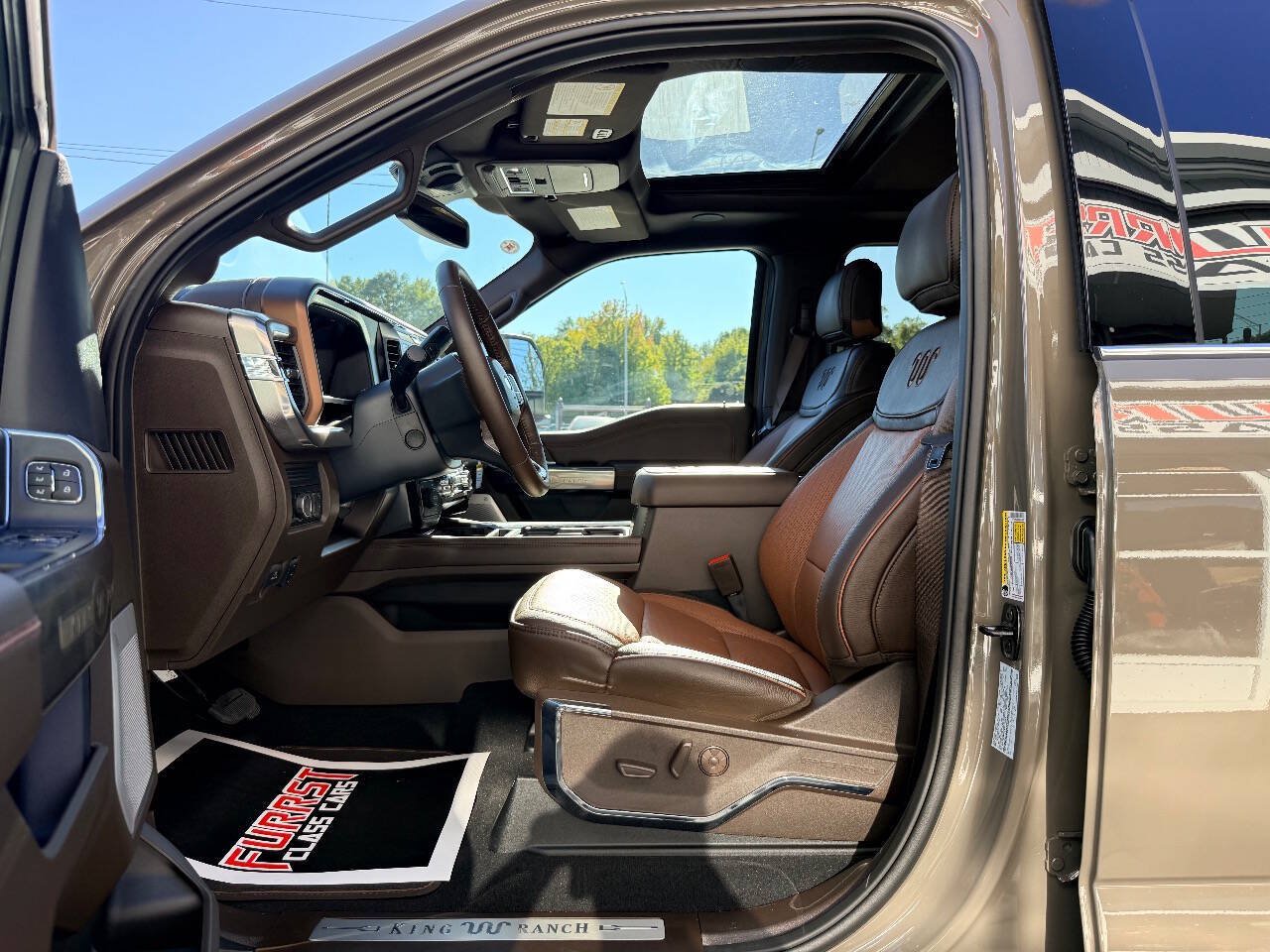 Used 2027 Ford F450 King Ranch w/ Chrome Package AWD/4WD image 22