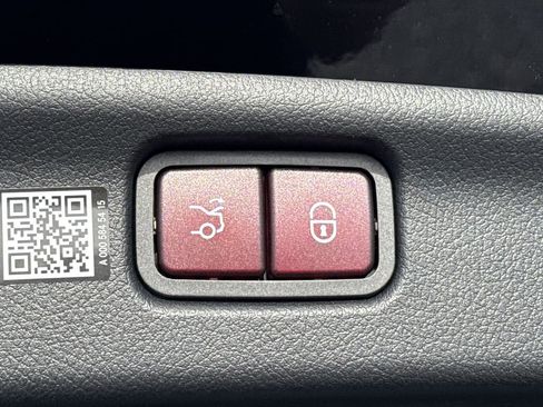 New 2026 Mercedes-Benz C 43 AMG 4MATIC Sedan image 22