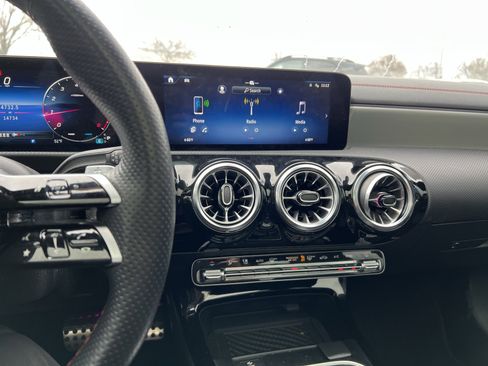 Certified 2024 Mercedes-Benz CLA 250 image 32