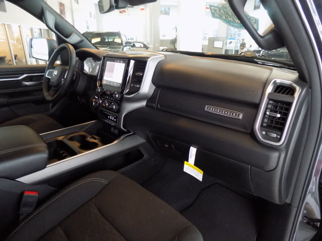 Used 2025 RAM 1500 Big Horn AWD/4WD image 25