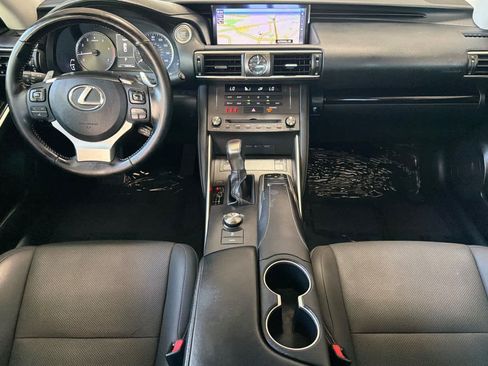 Used 2020 Lexus IS 300 w/ Navigation Package RWD image 3