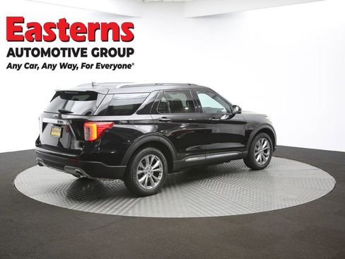 Used 2022 Ford Explorer Limited w/ Equipment Group 301A AWD/4WD image 41