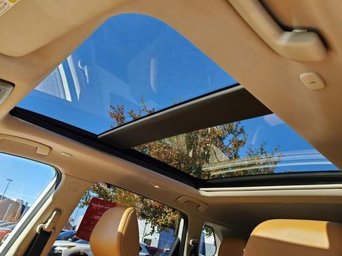 Certified 2023 Nissan Rogue Platinum w/ Platinum Premium Package image 19