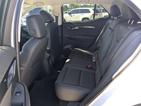 Used 2024 Buick Envision Preferred AWD/4WD image 13