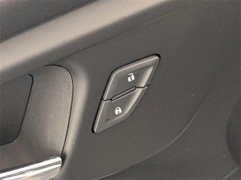 Used 2024 Chevrolet Malibu LT image 11