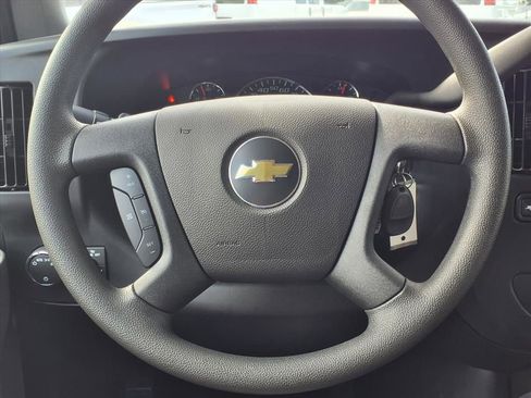 New 2026 Chevrolet Express 2500 w/ Driver Convenience Package image 13