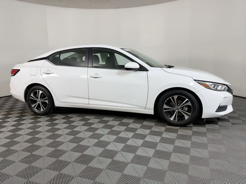 Used 2023 Nissan Sentra SV image 6