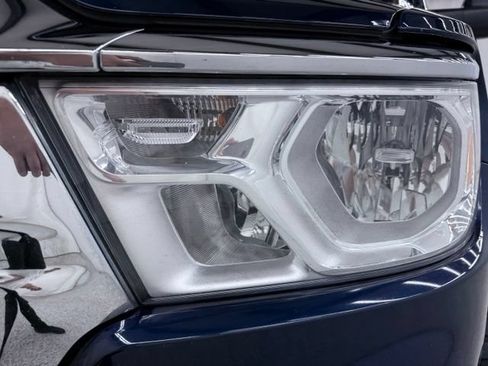 Used 2022 RAM 1500 Big Horn AWD/4WD image 7