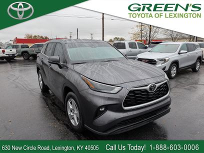 Used 2023 Toyota Highlander L