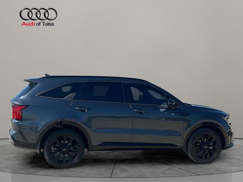 Used 2023 Kia Sorento SX AWD/4WD image 8