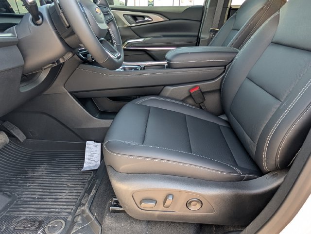 New 2027 Chevrolet Traverse LT w/ Enhanced Driving Package FWD image 10