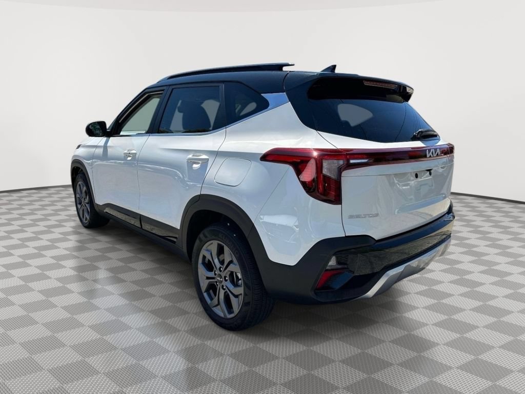 Used 2024 Kia Seltos S AWD/4WD image 5