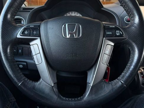 Used 2014 Honda Pilot Touring image 14
