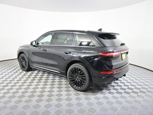 Used 2022 Lincoln Corsair Reserve AWD/4WD image 4