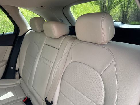 Used 2016 Mercedes-Benz GLC 300 4MATIC image 20