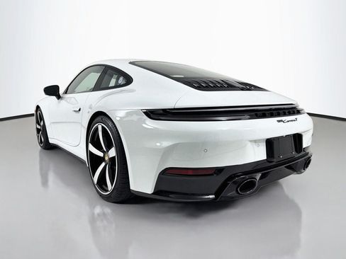 Certified 2025 Porsche 911 Carrera RWD image 3