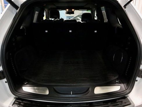 Used 2014 Jeep Grand Cherokee Summit image 13