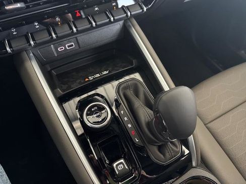 New 2026 Chevrolet Colorado ZR2 w/ Technology Package image 16