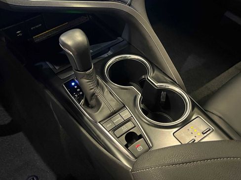 Used 2019 Toyota Camry XSE image 23