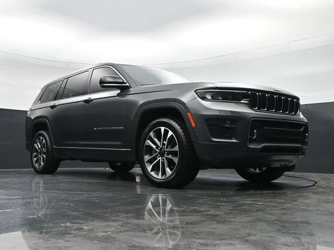 Used 2021 Jeep Grand Cherokee L Overland w/ Luxury Tech Group IV AWD/4WD image 44