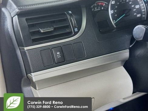 Used 2012 Toyota Camry LE FWD image 10