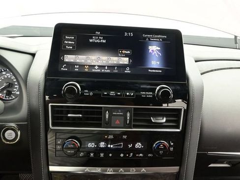Used 2023 Nissan Armada Platinum w/ Captain's Chairs Package AWD/4WD image 10