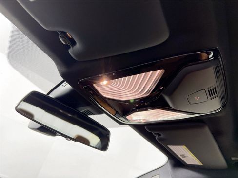 New 2026 BMW 330i xDrive Sedan w/ M Sport Package image 11