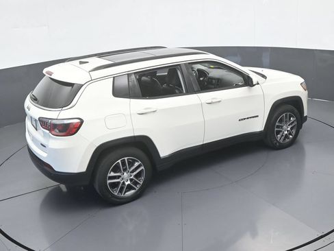 Used 2020 Jeep Compass Latitude FWD image 53