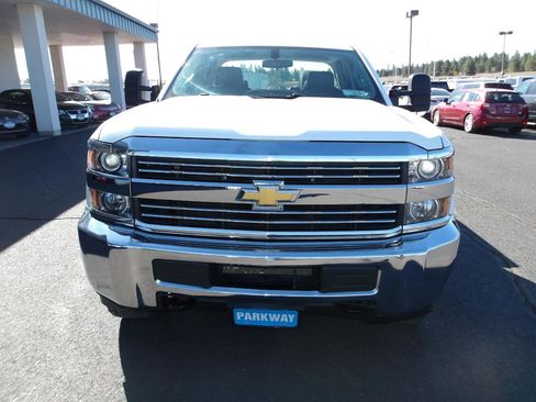 Used 2015 Chevrolet Silverado 3500 W/T AWD/4WD image 8