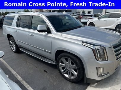 Used 2020 Cadillac Escalade ESV Luxury