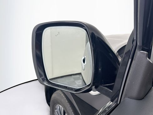 Used 2023 Nissan Armada SL w/ Midnight Edition Package image 16