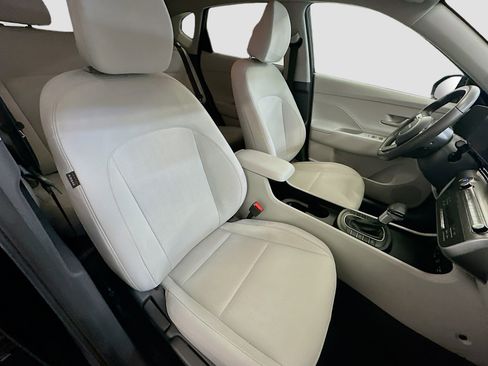 Used 2025 Hyundai Kona SEL AWD/4WD image 31