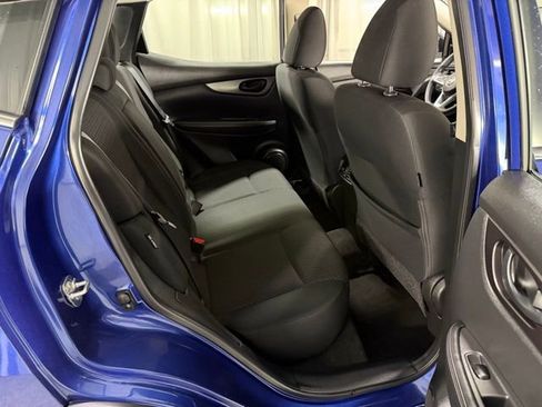 Used 2020 Nissan Rogue Sport S image 8