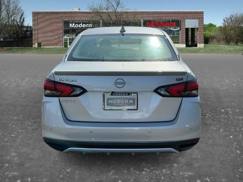 Certified 2024 Nissan Versa SR FWD image 3