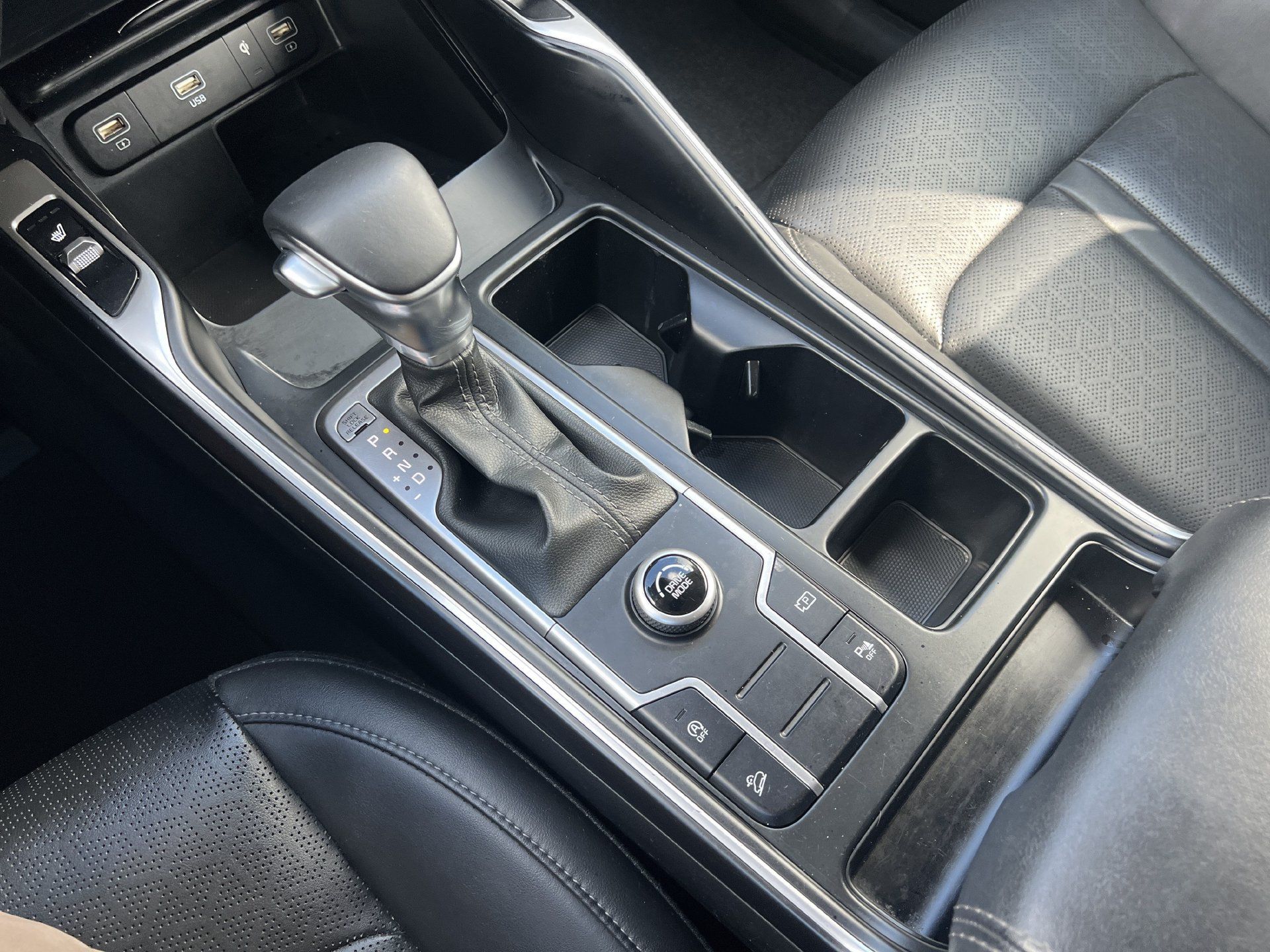 Used 2023 Kia Sorento S w/ Panoramic Sunroof Package FWD image 8