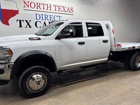 Used 2020 RAM 5500 Tradesman w/ Chrome Appearance Group image 11